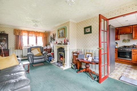 132 Whitefields Road, Cheshunt, Waltham Cross, EN8 0ES