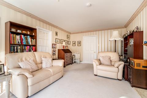 3 bedroom flat for sale - 51/3 Mortonhall Road, Edinburgh, EH9 2HN