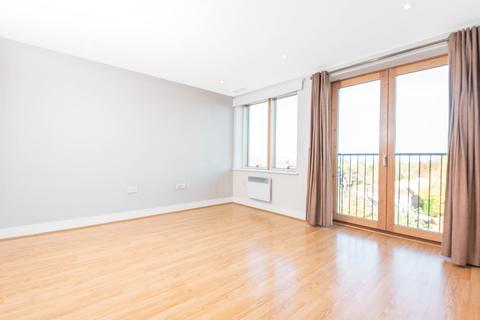 1 bedroom apartment to rent, Albemarle Road Beckenham BR3