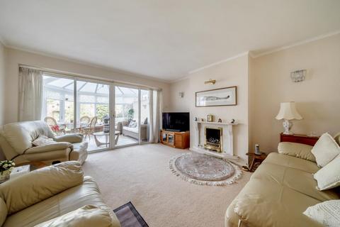 4 bedroom detached house for sale, Lightwater,  Surrey,  GU18