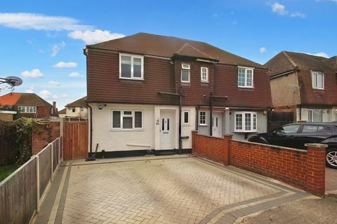 84 Park View Road, Uxbridge, UB8 3LL