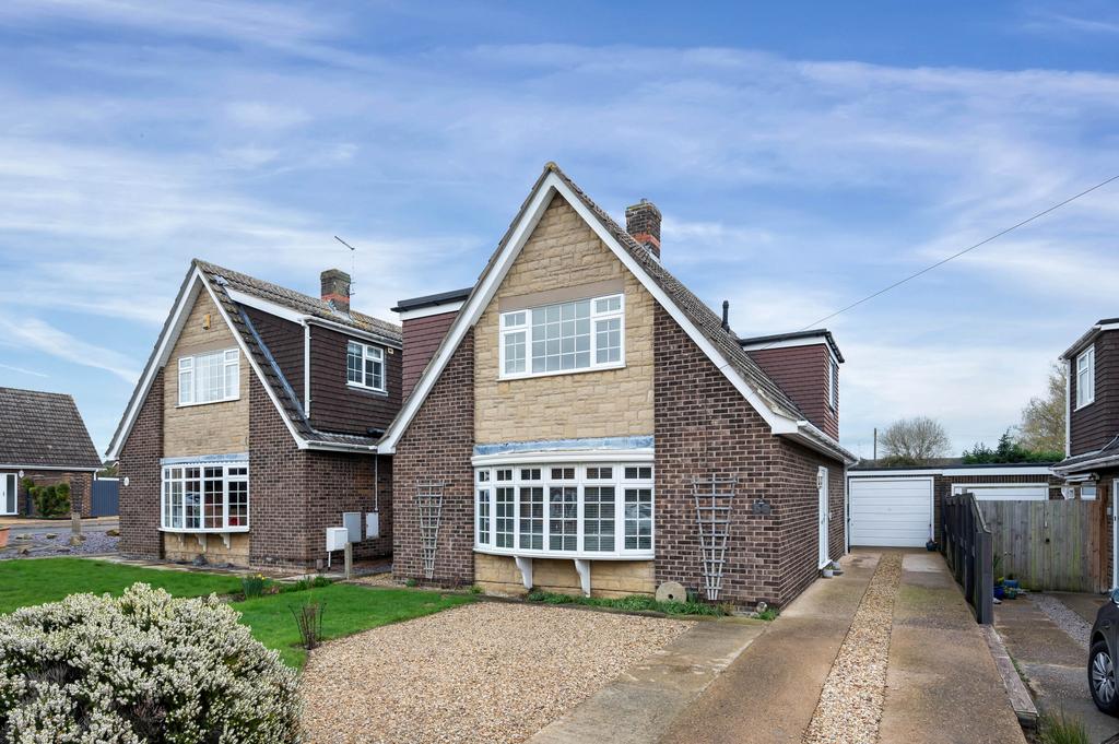 Coniston Road, Gunthorpe, Peterborough, PE4 4 bed detached house for