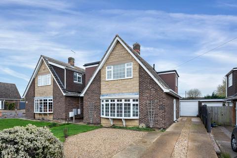 4 bedroom detached house for sale, Coniston Road, Gunthorpe, Peterborough, PE4