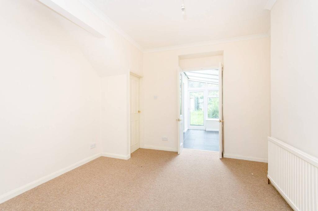 Simpson Street, Battersea, London, SW11 1 bed flat £1,650 pcm (£381 pw)