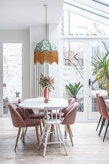 144 Lauriston Road, London, E9 7LH