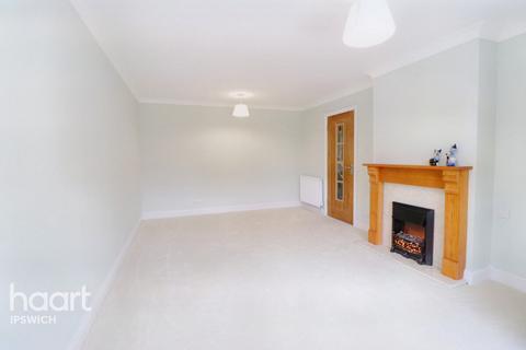 150 Chesterton Close, Ipswich, IP2 9UJ