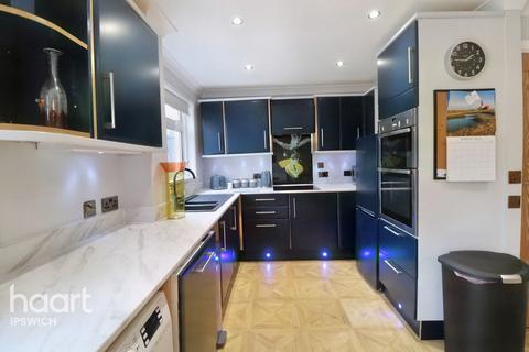 150 Chesterton Close, Ipswich, IP2 9UJ