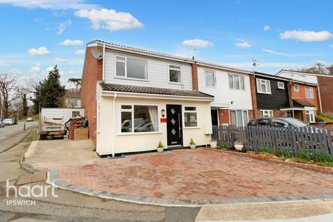 150 Chesterton Close, Ipswich, IP2 9UJ