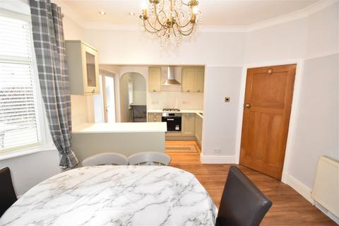 2 bedroom bungalow for sale - Layton Road, Blackpool, FY3 8ER