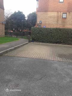 Parking to rent, Coopers Close, London E1