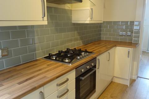 3 bedroom semi-detached house to rent, Bevercotes Road, Sheffield, S5