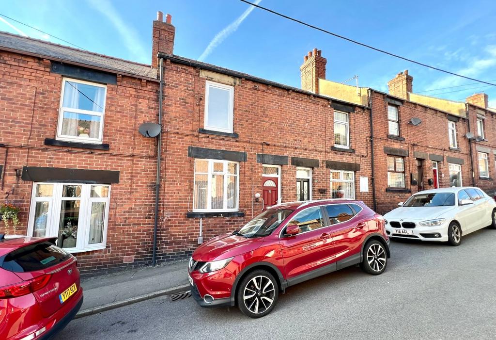 Bridge Street, Darton, Barnsley, S75 5HJ 2 bed terraced house £600