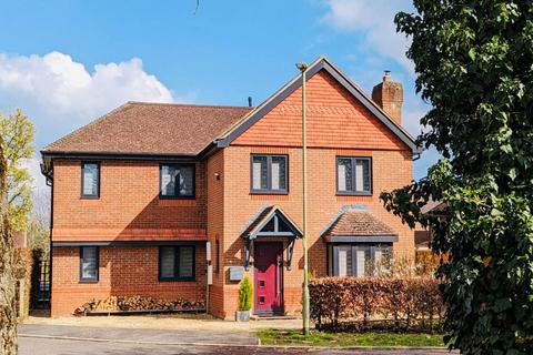 5 bedroom detached house for sale, Weedon Close, Cholsey