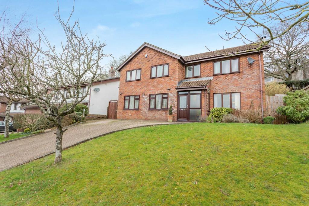Rockfield Glade, Parc Seymour, Penhow 4 bed detached house for sale £