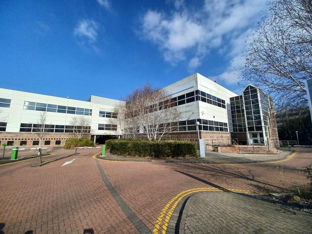 Spedan House, Oldbury, Bracknell, RG12 8TQ Office to rent £12,987 pcm
