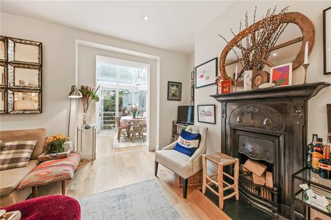 2 bedroom apartment to rent, Chepstow Crescent, London, W11