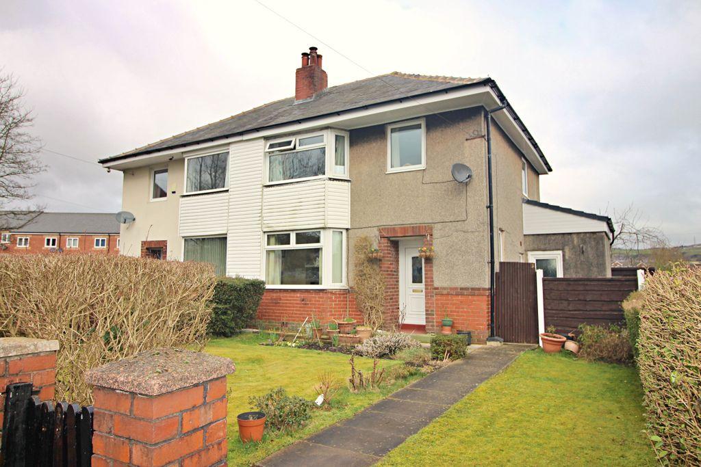 Broadway, Helmshore BB4 4HB 3 bed semidetached house £250,000