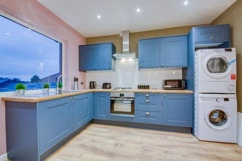 5 bedroom house share to rent, Chequers Inn, High Street, Hucknall, Nottingham