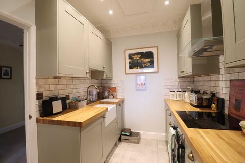 1 bedroom flat for sale, Queens Road, Hillside