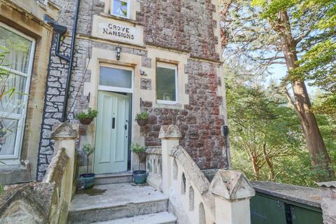 undefined, Queens Road, Hillside