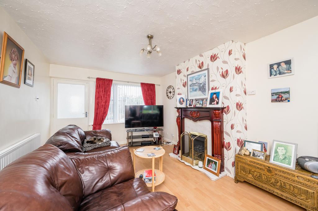Enderby Avenue, Laffak, St Helens, WA11 3 bed semidetached house £