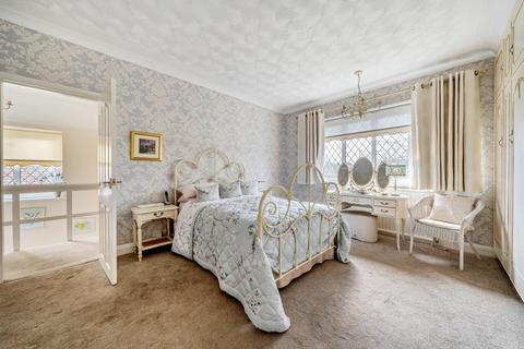 391 Westhorne Avenue, London, SE12 9AB