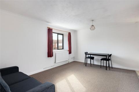 2 bedroom maisonette to rent, Remington Road, Beckton, London, E6