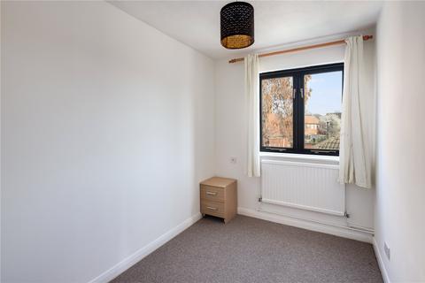 2 bedroom maisonette to rent, Remington Road, Beckton, London, E6