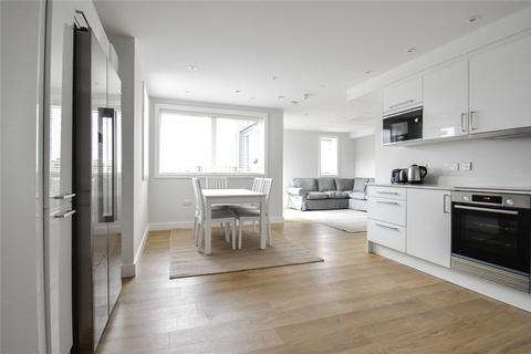 3 bedroom apartment to rent - Grosvenor Court, Woodlark Road, Cambridge, CB3