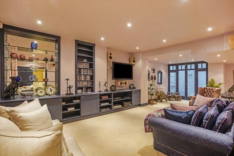 6 bedroom semi-detached house for sale - South Parade, London, W4