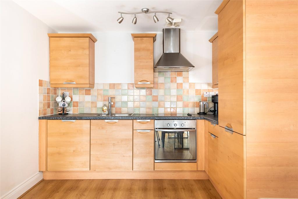 Sanders Place, Walsworth Road, Hitchin, Hertfordshire, SG4 1 bed