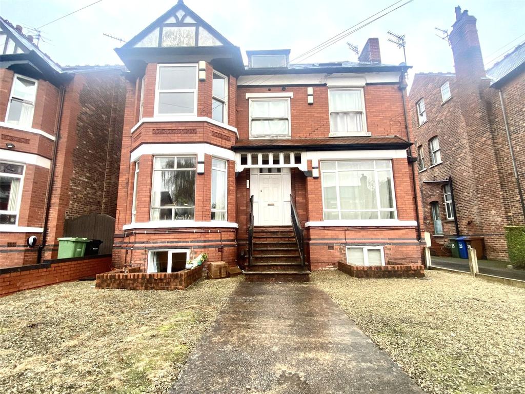 Lea Road, Heaton Moor, Stockport, SK4 2 bed apartment £750 pcm (£173 pw)