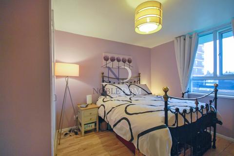44 Benson Close, Hounslow, TW3 3QY