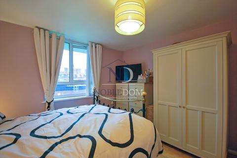 44 Benson Close, Hounslow, TW3 3QY