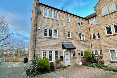 4 bedroom townhouse for sale, Wetherby, Micklethwaite Stables, LS22