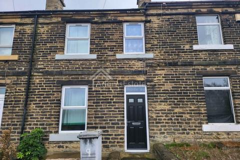 2 bedroom terraced house to rent, Bretton Street, Dewsbury