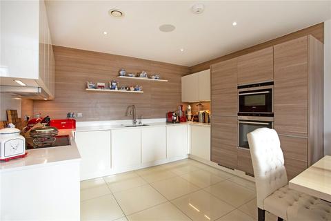 8 Glenthorpe Gardens, Stanmore, HA7 3GG