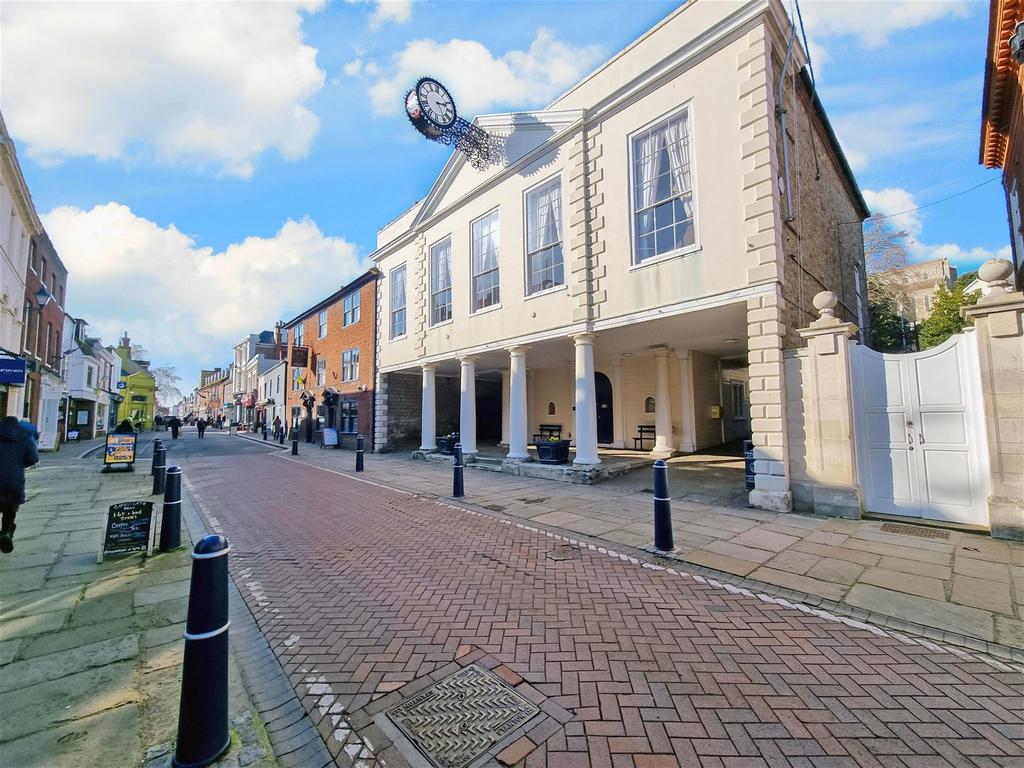 High Street