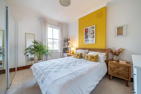 Flat B, 52 Shell Road, London, SE13 7TY