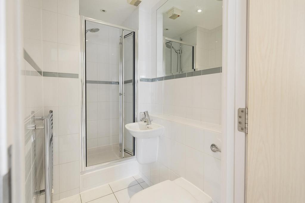 Master ensuite