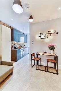 undefined, 21 Linden Gardens, London W2