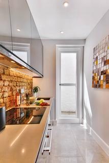 undefined, 21 Linden Gardens, London W2