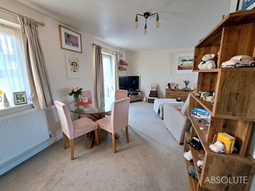 Foxglove Way, Paignton 2 bed coach house £270,000