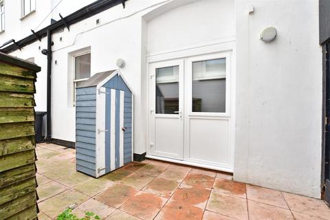 10 Queens Gardens, Broadstairs, CT10 1QE