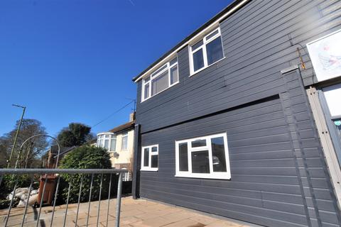 2 bedroom maisonette to rent, Grove Road, Hitchin, SG4