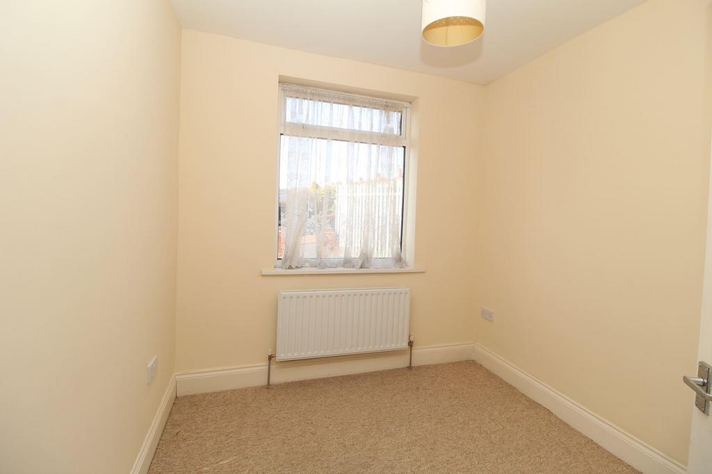 Springhill Gardens, Fenham, Newcastle... 3 bed bungalow £130,000