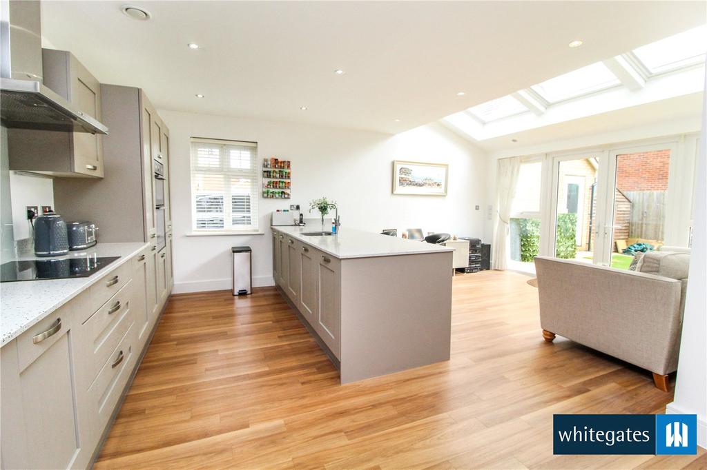 Kitchen/Diner/Family