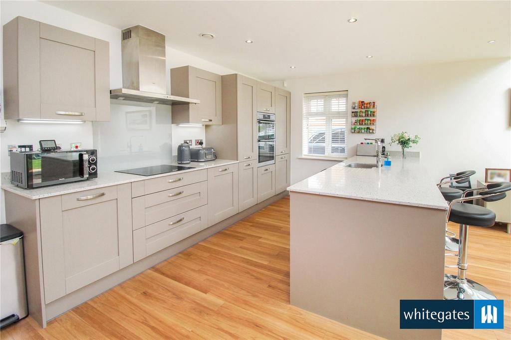 Kitchen/Diner/Family