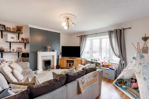 5 Blenheim Close, Hatfield, Doncaster, DN7 6AR