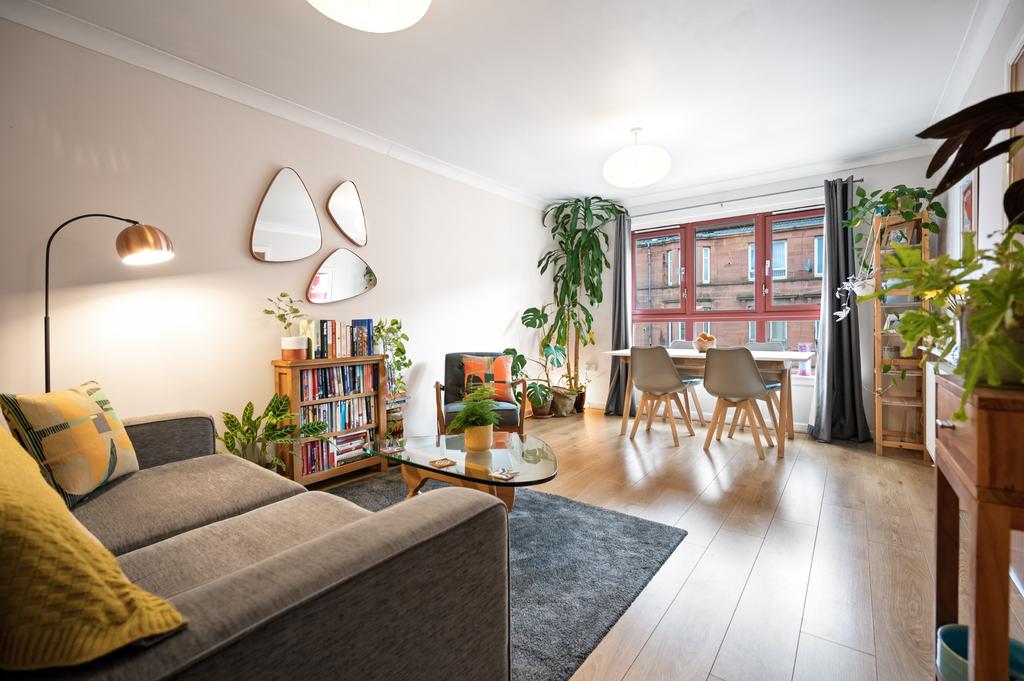 Maryhill Road, Flat 3/2, St Cross, Glasgow, G20 7QS 1 bed flat